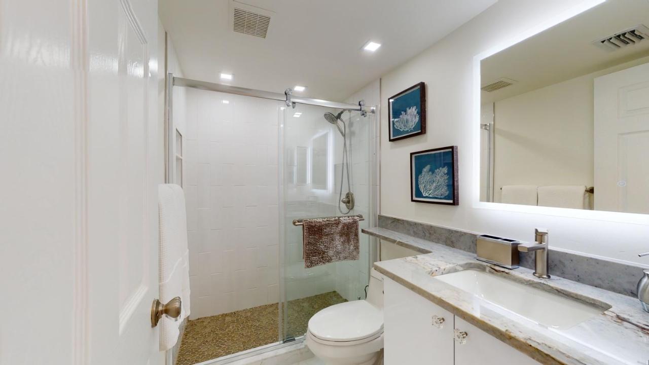 Totally Renovated Beachfront Condo At Apollo! Marco Island Exterior foto