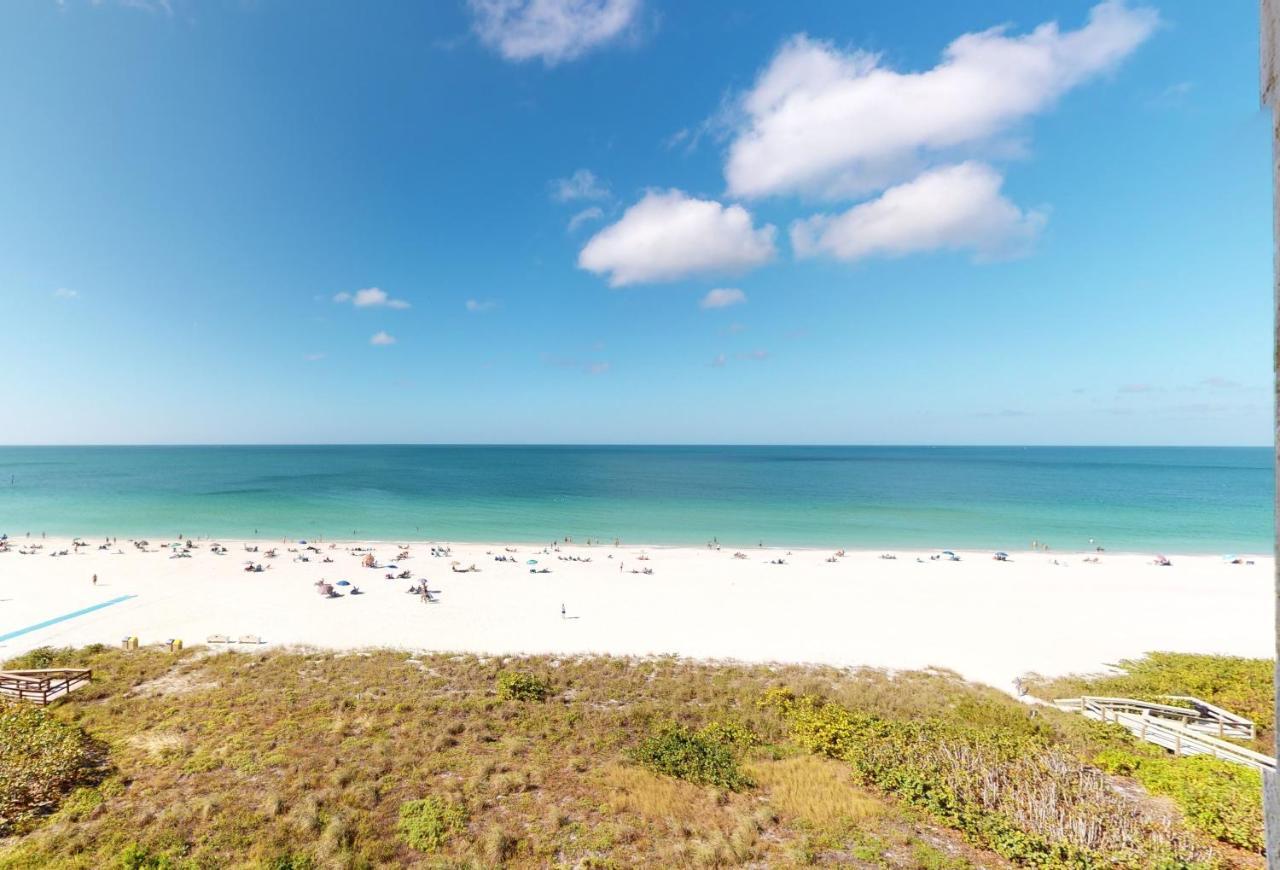 Totally Renovated Beachfront Condo At Apollo! Marco Island Exterior foto