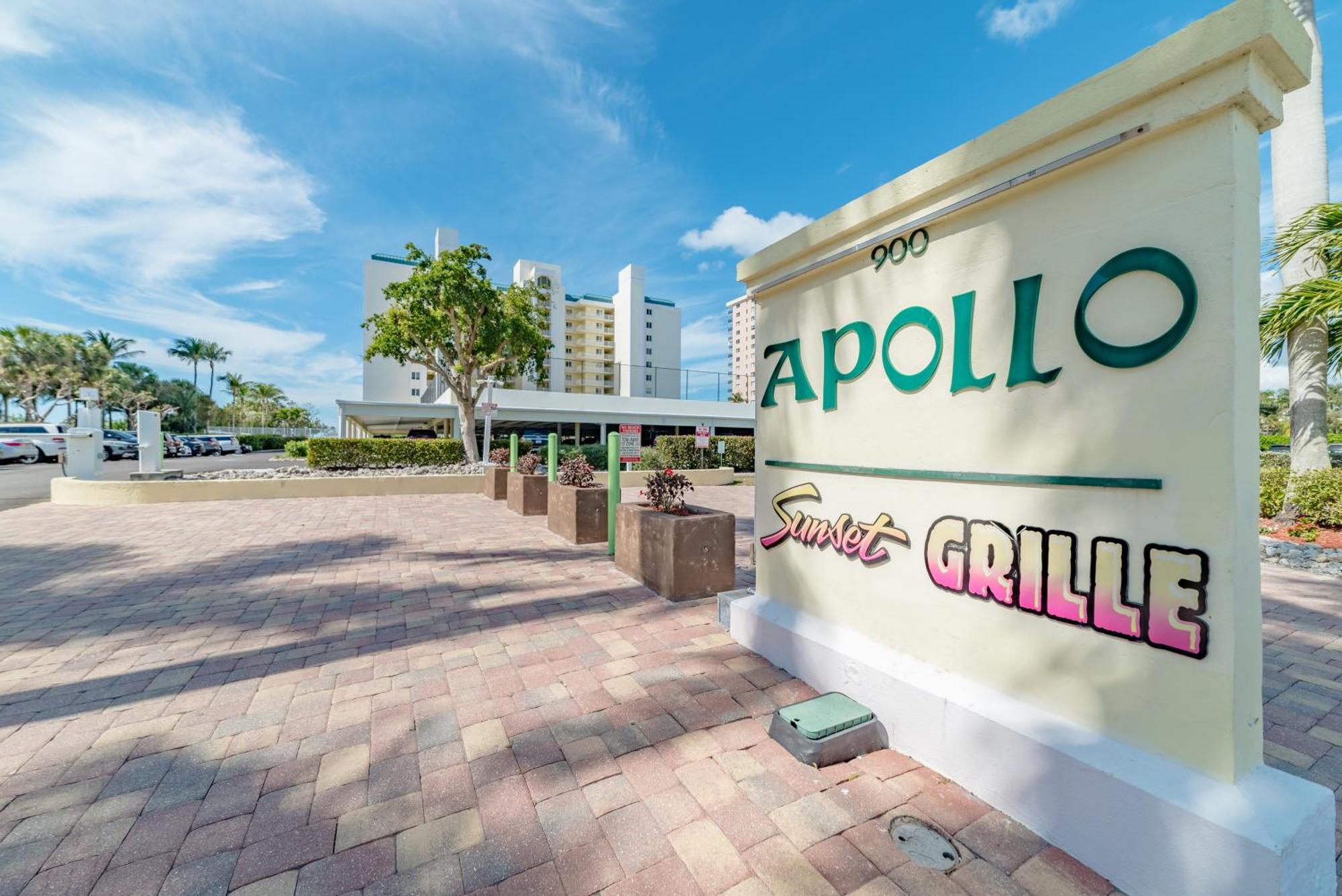 Totally Renovated Beachfront Condo At Apollo! Marco Island Exterior foto